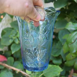zartblaue Vase Pressglas Art Deco 30er 40er Jahre Bild 6