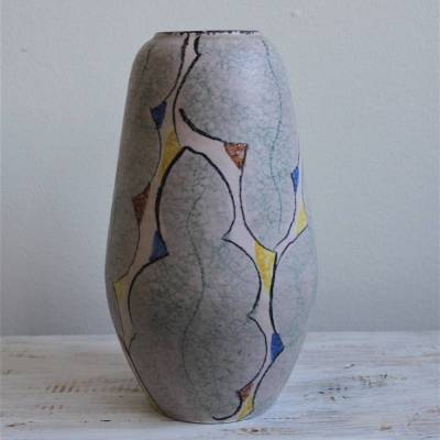 Mid Century Vase mit buntem Muster