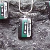 Schmuckset Mixtape 80er  Cassette Halskette und Ohrhänger Bild 2