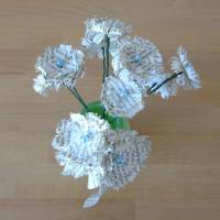 Papierblumen - Kornblumen - 6 Doppelblüten aus Buchseiten // Dekoration // Papierblüten Bild 3