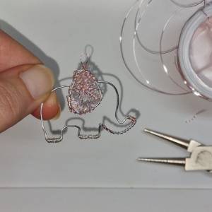 Elefanten Ohrringe aus Silberdraht, handgeformt, mit rosa Draht umwickelt, Haken aus 925 Sterlingsilber, filigran, niedl Bild 5