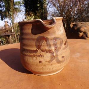 Milchkrug Wasserkrug Krug Steinzeug Ton Keramik Handarbeit getöpfert Topf Henkel Bauernhaus Kanne Milchkanne Blumenvase Bild 6