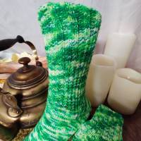 Socken Strickanleitung für gemütliche Fußwärmer Bild 1