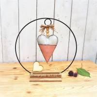 Tisch Loop Tischgesteck mit Herz rosa weiß und graviertem Spruch Bild 2