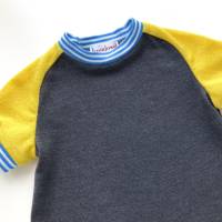 T-Shirt Merinowolle/Kaschmir Größe 86 dunkelgrau/gelb/türkis kurzärmlig Upcycling Oberteil Raglanshirt Trikot für Kinder Bild 3