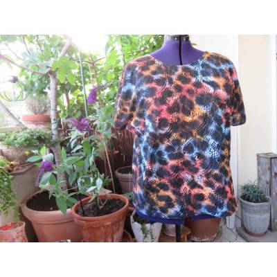 Blusenshirt " Spitze ", tolles buntes, gut kombinierbares Shirt für die Größe 50/52