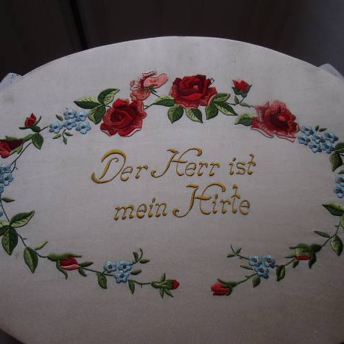 2 bestickte Seidenbilder Seidenstickerei Stickerei