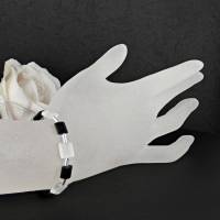 Schwarz-weiße Armband aus Onyx- und Bergkristall-Kissen Bild 1