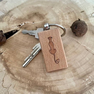 Schlüsselanhänger WINDLIEBE Love him - Love her | Brandmalerei auf Holz