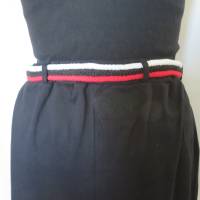Schwarzer Damenrock mit schönen Details, für die Größe 52/54. Bild 8