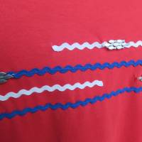 Maritimes Shirt " Meeresrauschen ", rotes Damen Shirt Größe 48. Bild 6