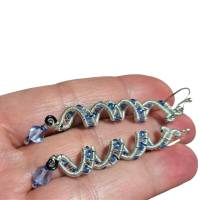 Traumhafte funkelnde lange Ohrringe blau handmade Spiralperle silberfarben Brautschmuck Schlangenperle Bild 6