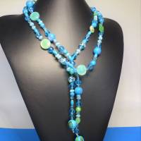 Extralange Halskette xxl, in den Farben blau, türkis, grün, gefädelt, Länge 120cm, Perlenmix Bild 3