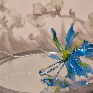 Fine Art Design blaue Drahtblume 10cm Stil Dip Art Blume DIY Hochzeit Cottagecore Hochzeit Ohrringe DIY florale Accessoi Bild 5