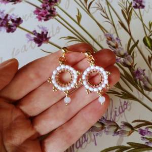 kleine Perlen Ohrringe Weiß Gold | ausgefallener Brautschmuck | zierlich und filigran | schlichter Perlenschmuck Braut Bild 3