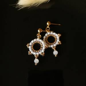 kleine Perlen Ohrringe Weiß Gold | ausgefallener Brautschmuck | zierlich und filigran | schlichter Perlenschmuck Braut Bild 5