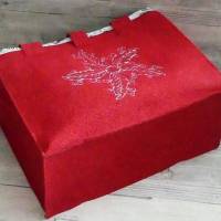 Umhängetasche / Shopper / Einkaufstasche, Tasche aus rotem Rips-Nadelfilz mit Innenfutter und Stickmotiv - Blumenrad Bild 4