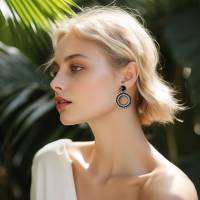 große Ohrringe schwarz weiß | festliche Perlenohrringe aus Rocailles mit Ohrstecker | eleganter Modeschmuck Silber Bild 2