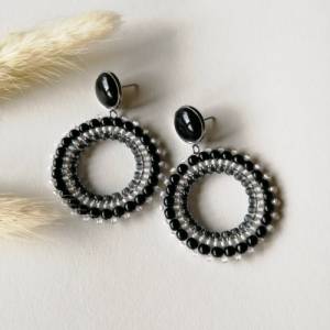 große Ohrringe schwarz weiß | festliche Perlenohrringe aus Rocailles mit Ohrstecker | eleganter Modeschmuck Silber Bild 6