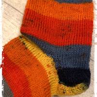 Handgestrickte Socken aus hochwertigen Materialien in Größe 38/39! Bild 3