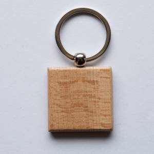 QR Code als Schlüsselanhänger   personalisierter Schlüsselanhänger Anhänger aus Holz persönliches Geschenk mit Wunschtex Bild 6