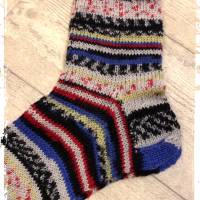 Handgestrickte Socken aus hochwertigen Materialien in Größe 44/45! Bild 3