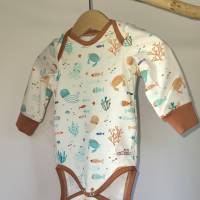 Body für Babys aus BIO Baumwolle mit Schlupfausschnitt und langen Ärmeln Stoff Ocean Party designed by Puck für Stoffonkel Bild 1