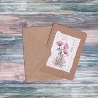 Grußkarte - ALLES LIEBE, handgemaltes Unikat, Aquarellbild Mohnblumen minimalistisch mit Büttenrand auf Kraftpapier Bild 1