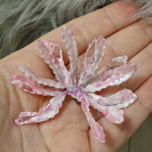 Drahtblume rosa weiß DIY Geschenkkarten handgefertigte Karten handgemachte Grußkarten DIY Bastelideen Kartenbasteln Idee Bild 2