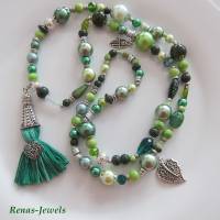 Bettelkette Kette lang grün silberfarben mit Quasten Anhänger Perlenkette Boho Kette Handgefertigt Bild 2