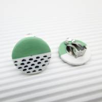 Kleine Polymer Clay Ohrringe, Runde Ohrstecker, weiß und mint Ohrringe, Ohrclips, kleine Ohrstecker, Geschenk für Frau Bild 4