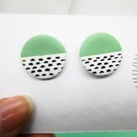 Kleine Polymer Clay Ohrringe, Runde Ohrstecker, weiß und mint Ohrringe, Ohrclips, kleine Ohrstecker, Geschenk für Frau Bild 6