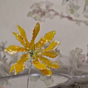 sommerliche gelbe Drahtblume, DIY Karten Geburtstagskarten, besondere Anlässe maker kreativ handmade Bild 6