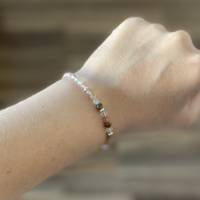 Armband „Herbstblüte“ - Armband mit Rocailles, Hämatit-Rondellen und Cherryquarz-Perlen Bild 5