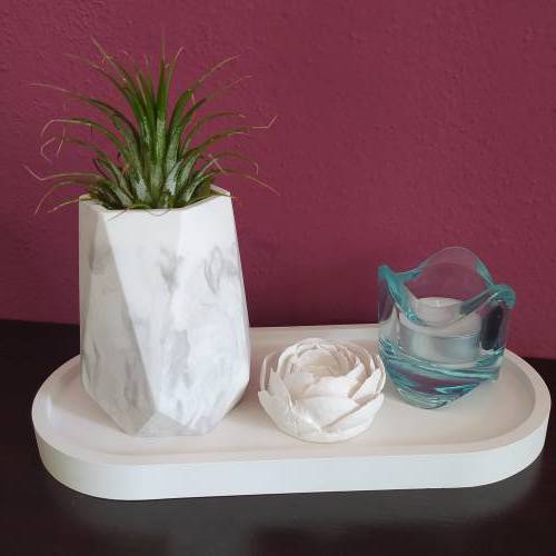 Geschenkset  ** Ovales Tablett mit Vase, Ranunkelblüte und Teelicht **
