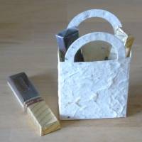 Geschenkverpackung - Set mit 14 kleinen beigen Täschchen aus Maulbeerbaumpapier Bild 7
