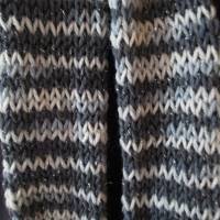 Ausgefallener extralanger Schal, viele Stylingmöglichkeiten, aus weicher Wolle Bild 7