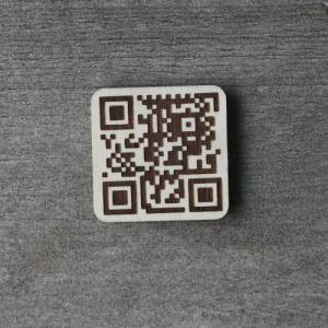 QR-Code Magnet QR Code personalisiert Kühlschrankmagnet aus Holz persönliches Geschenk Bild 6