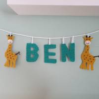 Giraffen Girlande mit Namen , Buchstabengirlande in Wunschfarbe, Namenskette personalisiert Geschenk zur Geburt
