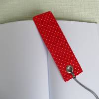 Lesezeichen Buchzeichen aus Stoff mit Kordel und Öse rot weiße Punkte mit Applikation Blumen Bild 3
