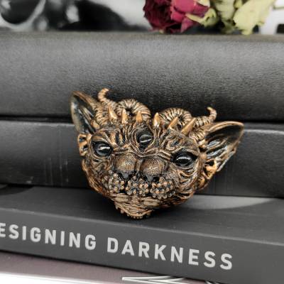 Teuflische Zweigesichtskatze Skulptur aus Keramik, okkulte Katzenkopf Figur, Gothic Wohndeko