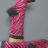 Anleitung: Kurt - Socken mit Zebra oder Tiger Muster stricken Bild 9