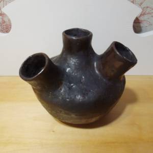 Tulpenvase Vase Vase mit 3 Öffnungen Pflanzenvase Skulptur Kunst Dekoration Handarbeit Vintage Alt Shabby Chic Bild 1
