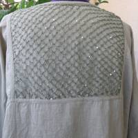 Damen Bluse/Tunika für die Größe 54, Jadegrün, mit Netz und Paietten. Bild 6
