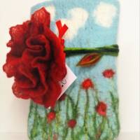 Handgefertigtes Etui mit abnehmbarer roter Blüte aus Wolle und Seide Bild 3