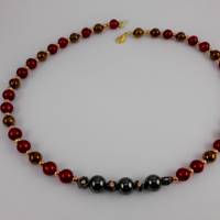 K004 Perlenkette Halskette rot schwarz Kette Einzelstück Handarbeit Schmuck Bild 1