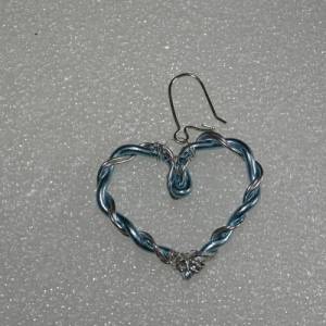 Verwobenes Herz - Handgefertigte Ohrringe in Blau und Silberdraht von Blumenmeer Drahtkunst Bild 6