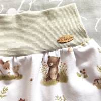 Pumphose Baby aus Baumwolljersey weiß/waldgrün mit den Waldtieren Bild 9