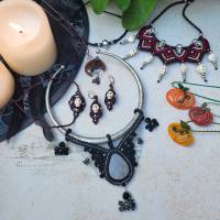 Makramee-Halsketten "Kleiner Kürbis" mit verschiedenen Edelsteinen, Halloween Collier Bild 9