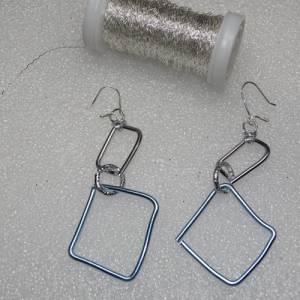 Himmelblaue & Silberne Quadrat-Ohrhänger - Filigranes Design mit Diamantschliff-Akzent, Handgefertigt mit Liebe für jede Bild 7